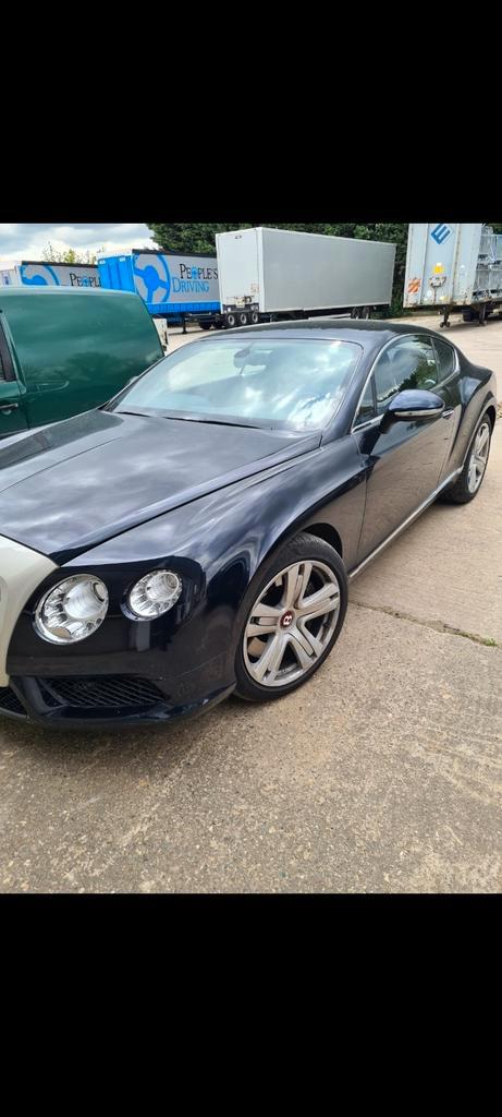 Bentley continental 4.0l V8