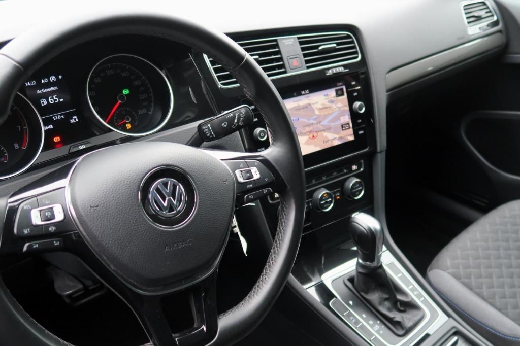 La Volkswagen Golf TSI rejoint DSG