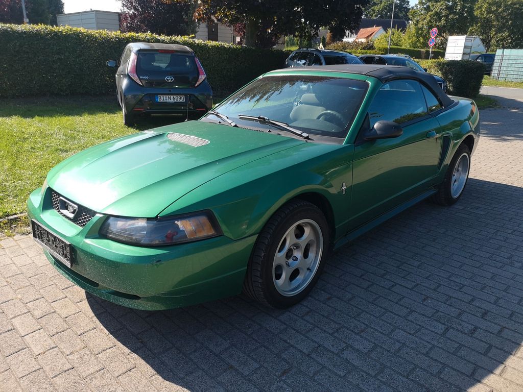 Ford Mustang Cabrio 3.8 V- Neuteile Tausch in Zahlung