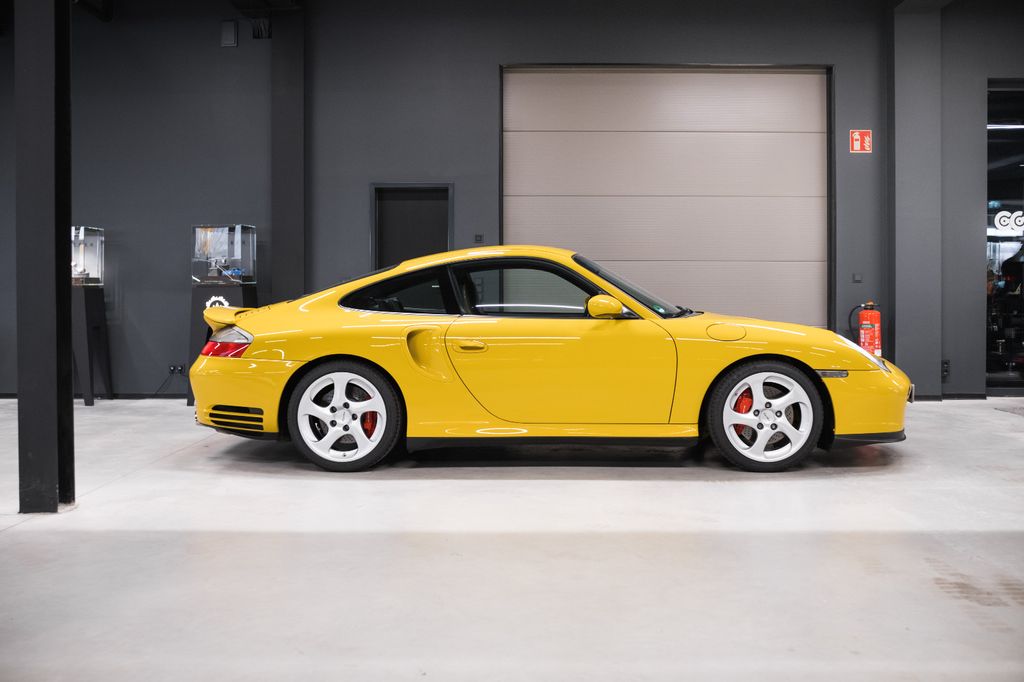 Porsche 911/996 Turbo Coupe-Sitzh.-Klima-Xenon