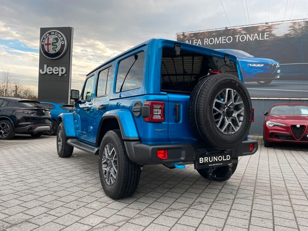 Jeep Wrangler Unlimited Plug-In Hybrid Sahara