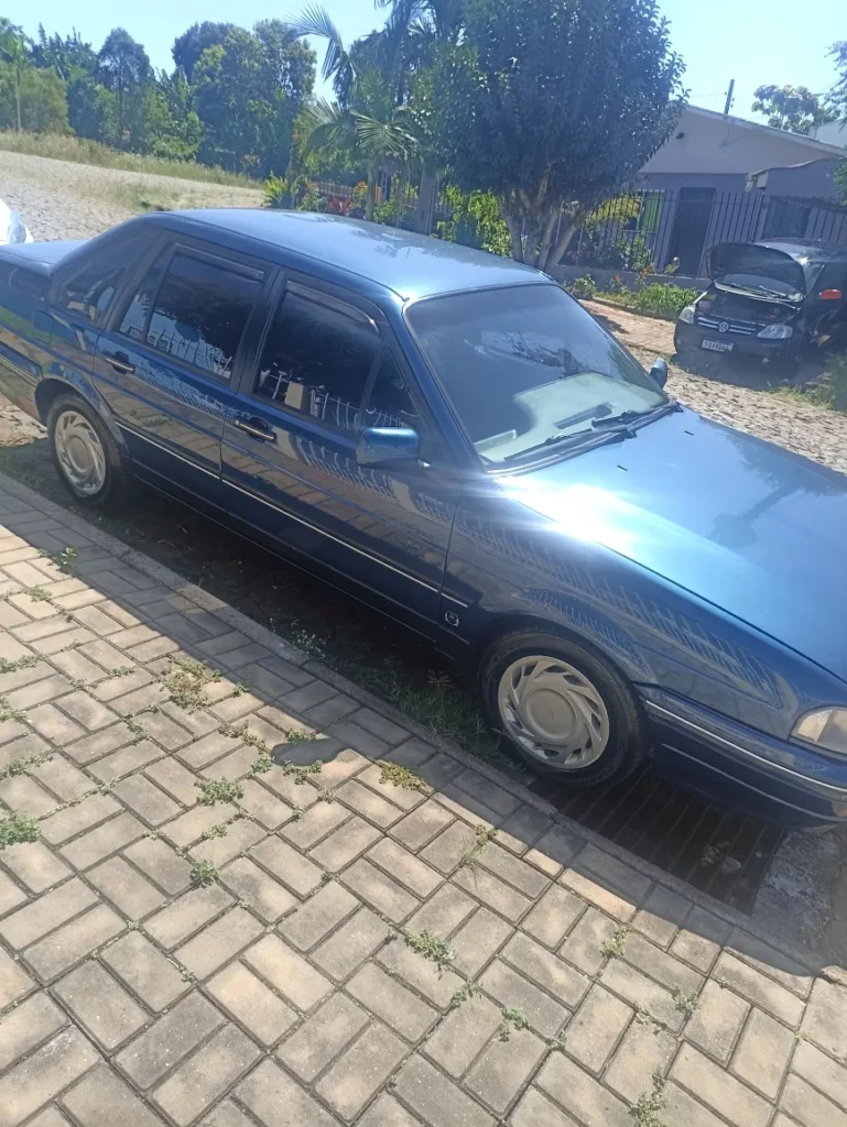 Ford Versailles 95