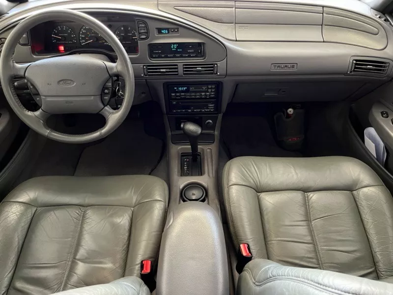 Ford Taurus Lx 3.0 V6 - 1995 ( Impecável!)
