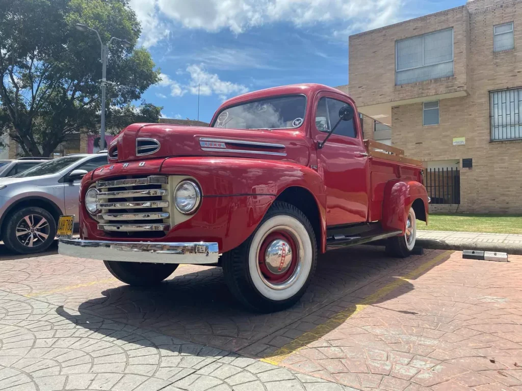 Ford F2