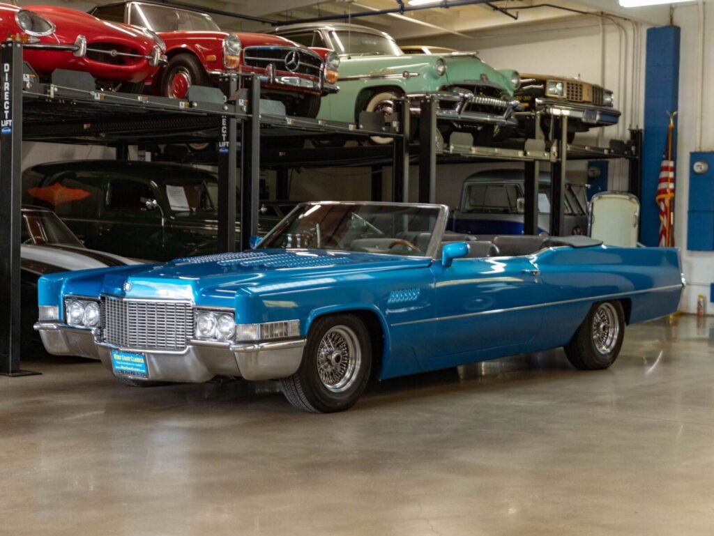 1969 Cadillac Custom DeVille Convertible