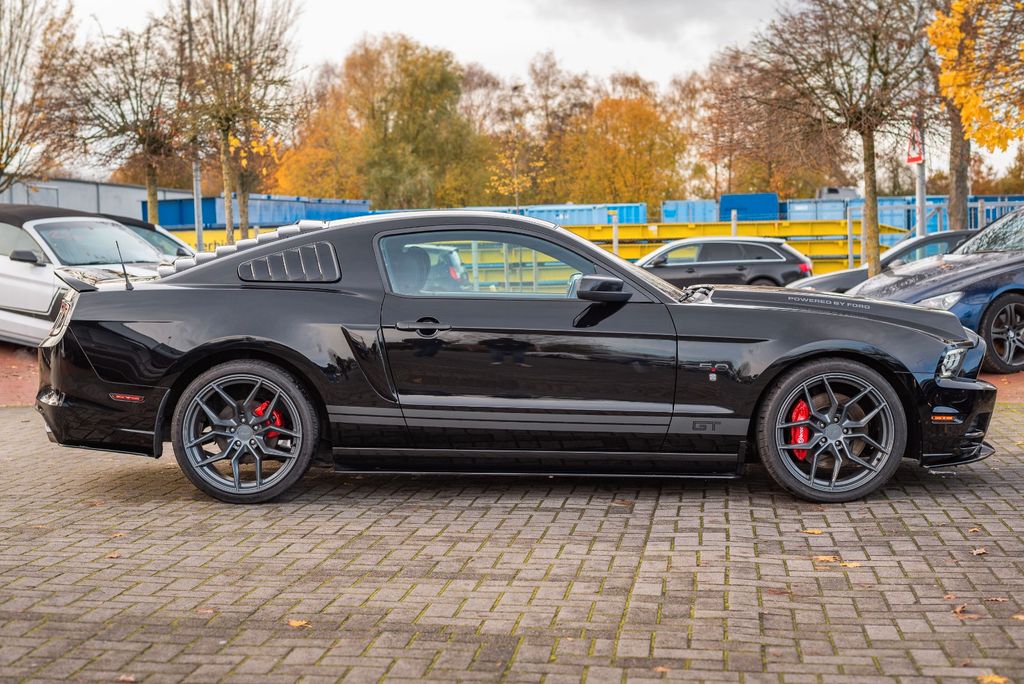 Ford Mustang Gt 5,0 LED 19 ZOLL PERFORMANCE CARBON