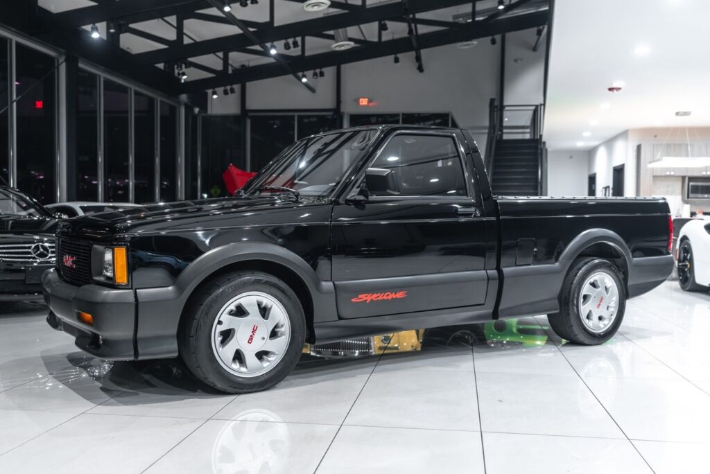 1991 GMC Syclone Pickup AWD V6 Turbo! ONLY 23k Miles! Collector Qua