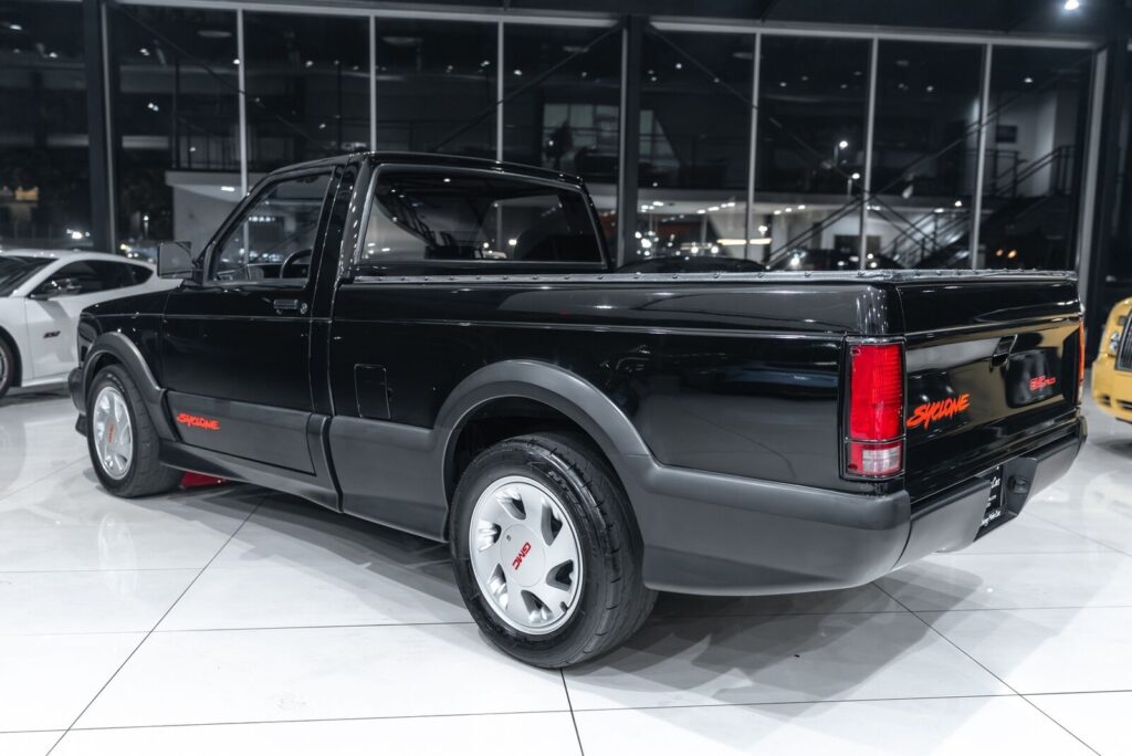 1991 GMC Syclone Pickup AWD V6 Turbo! ONLY 23k Miles! Collector Qua
