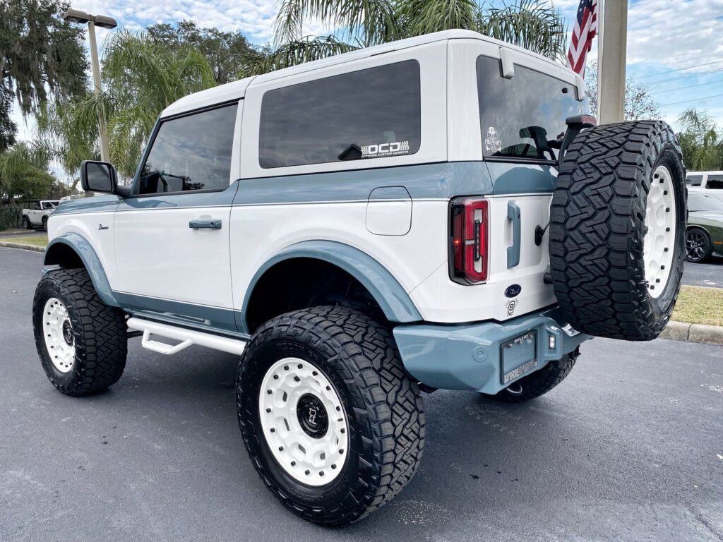 2023 Ford Bronco 2023 BAYSHORE V6 OBX LEATHER LIFTED RETRO MOD 37s