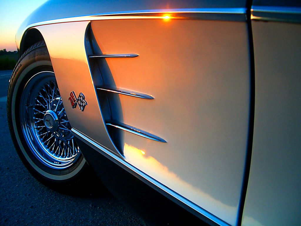 Corvette C1 -Baujahr 60 letztes Modelljahr mit Rundheck-