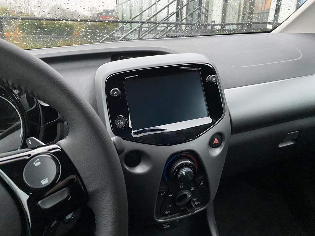 Toyota Aygo (2019, automaat, benzine) - x-play