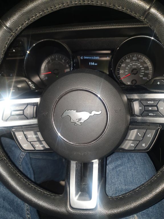 Ford Mustang 3.7v