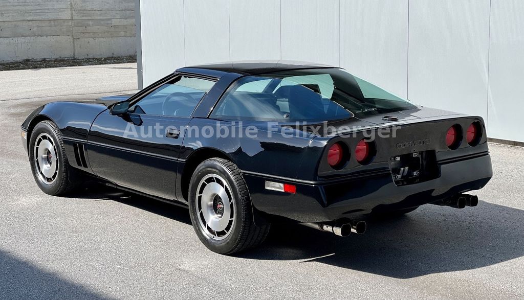 Corvette C4 BLACK over BLACK 1 Owner from NEW 16000miles