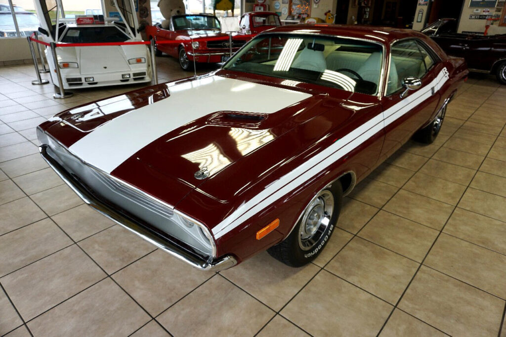 1974 Dodge Challenger 2dr Cpe R/T Classic