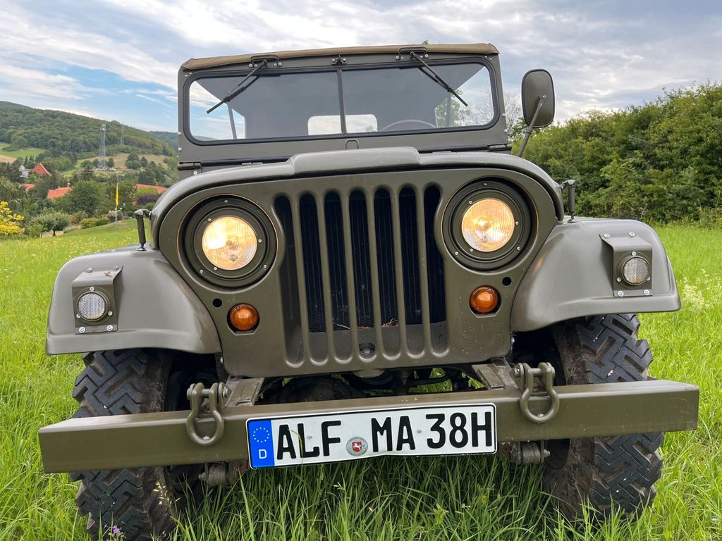 Jeep Willys M39A1