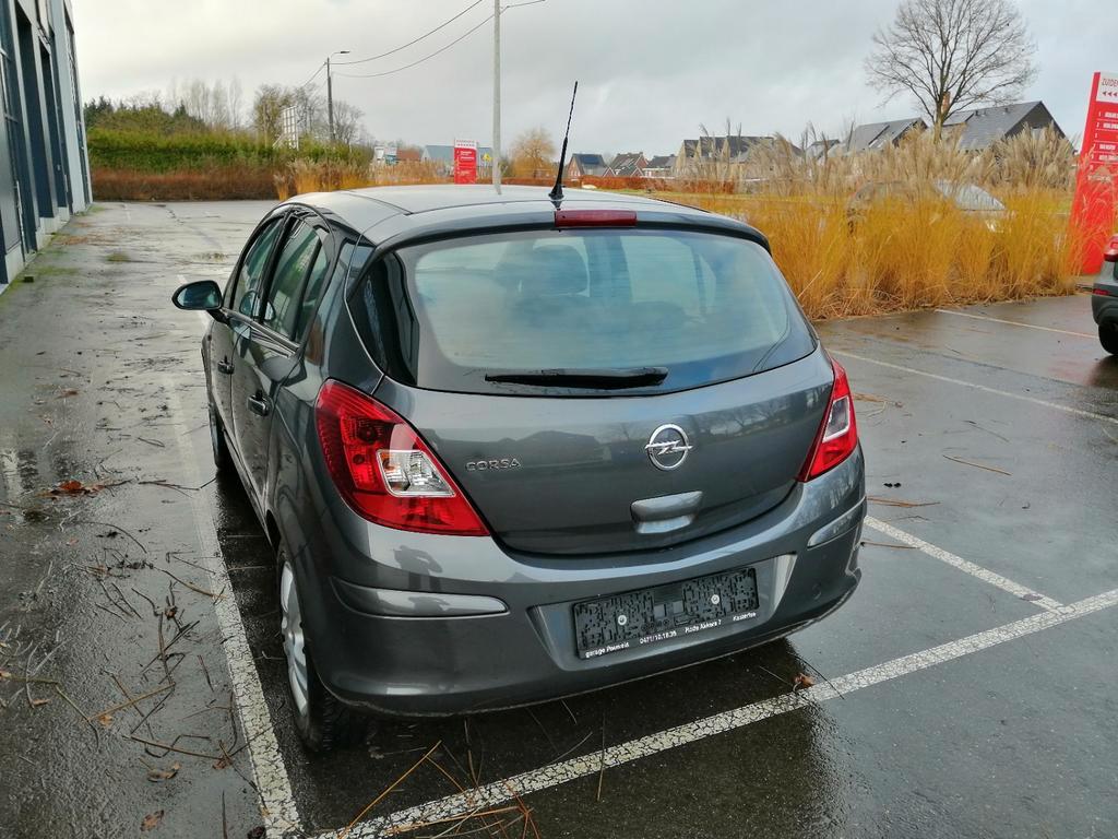 Opel Corsa 1.2 benzine gekeurd voor verkoop