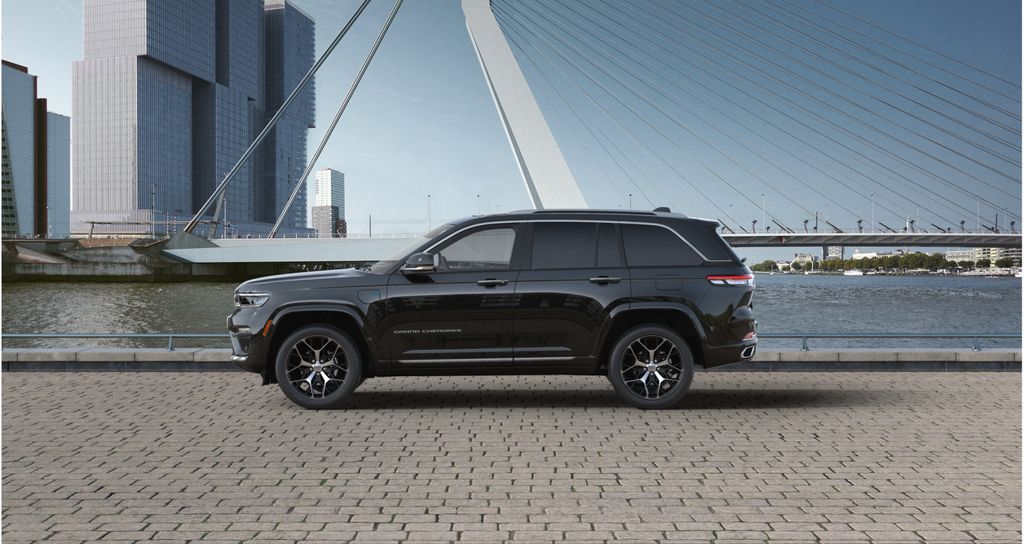 Jeep Grand Cherokee Summit Reserve PHEV 4Xe *Lager*