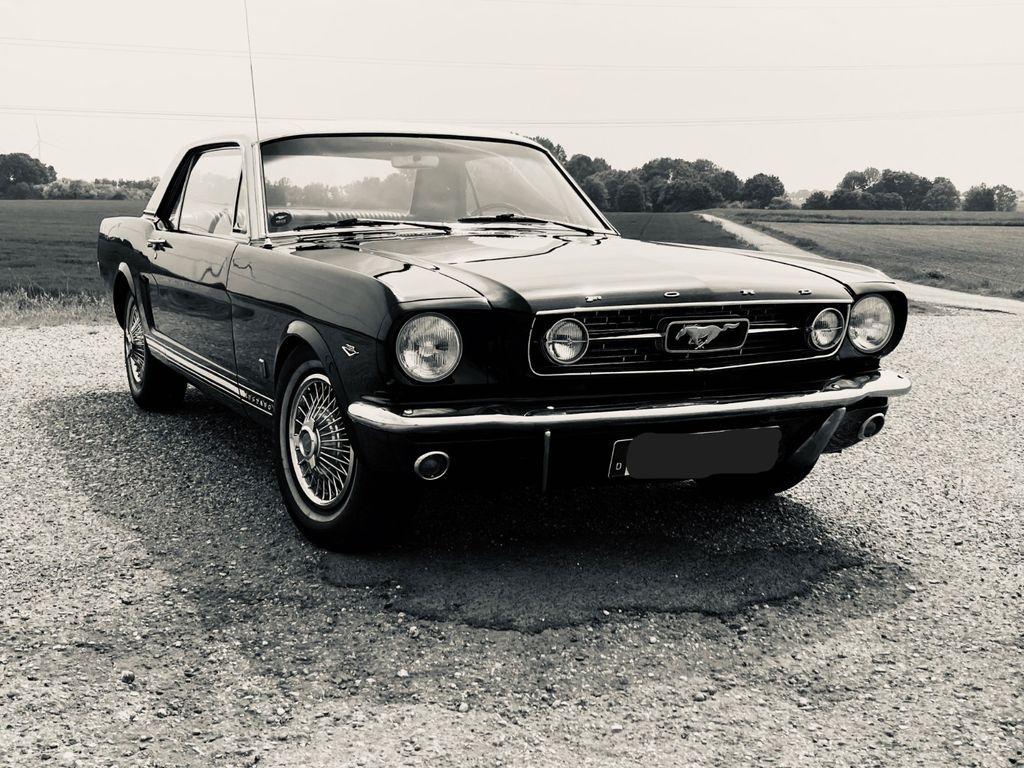 Ford Mustang Coupé GT, A- Code, Vinyldach, H- Kennz.