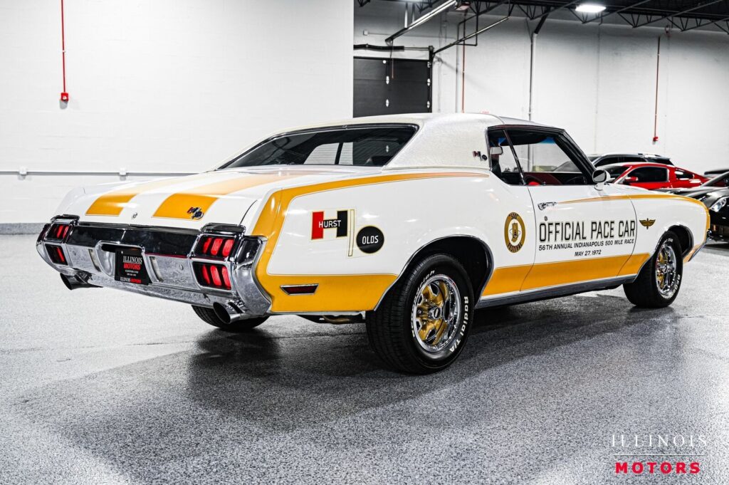 1972 Oldsmobile Cutlass Hurst/Olds Indy Pace Car