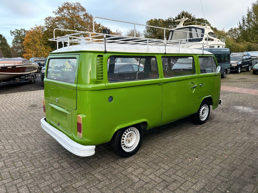 Volkswagen T2 Camper Bus Oldtimer Bulli  Fensterbus