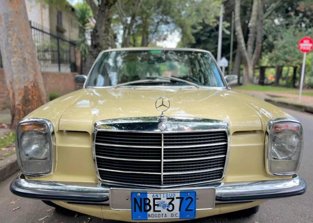 Mercedes Benz 230 S Modelo:1973