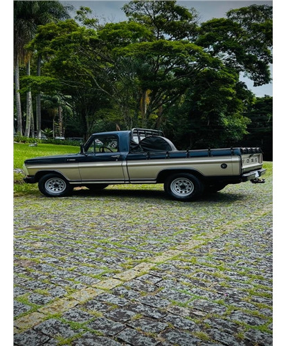 Ford F-1000 1983